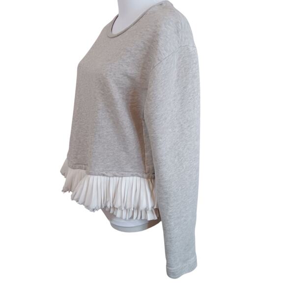 J. CREW Ruffled Sweatshirt M‎ Gray Cream Girly Preppy School Casual Boho Pleats - Picture 5 of 8